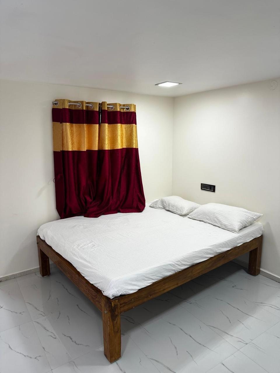 Temple View Home Stay Tiruvannāmalai Esterno foto