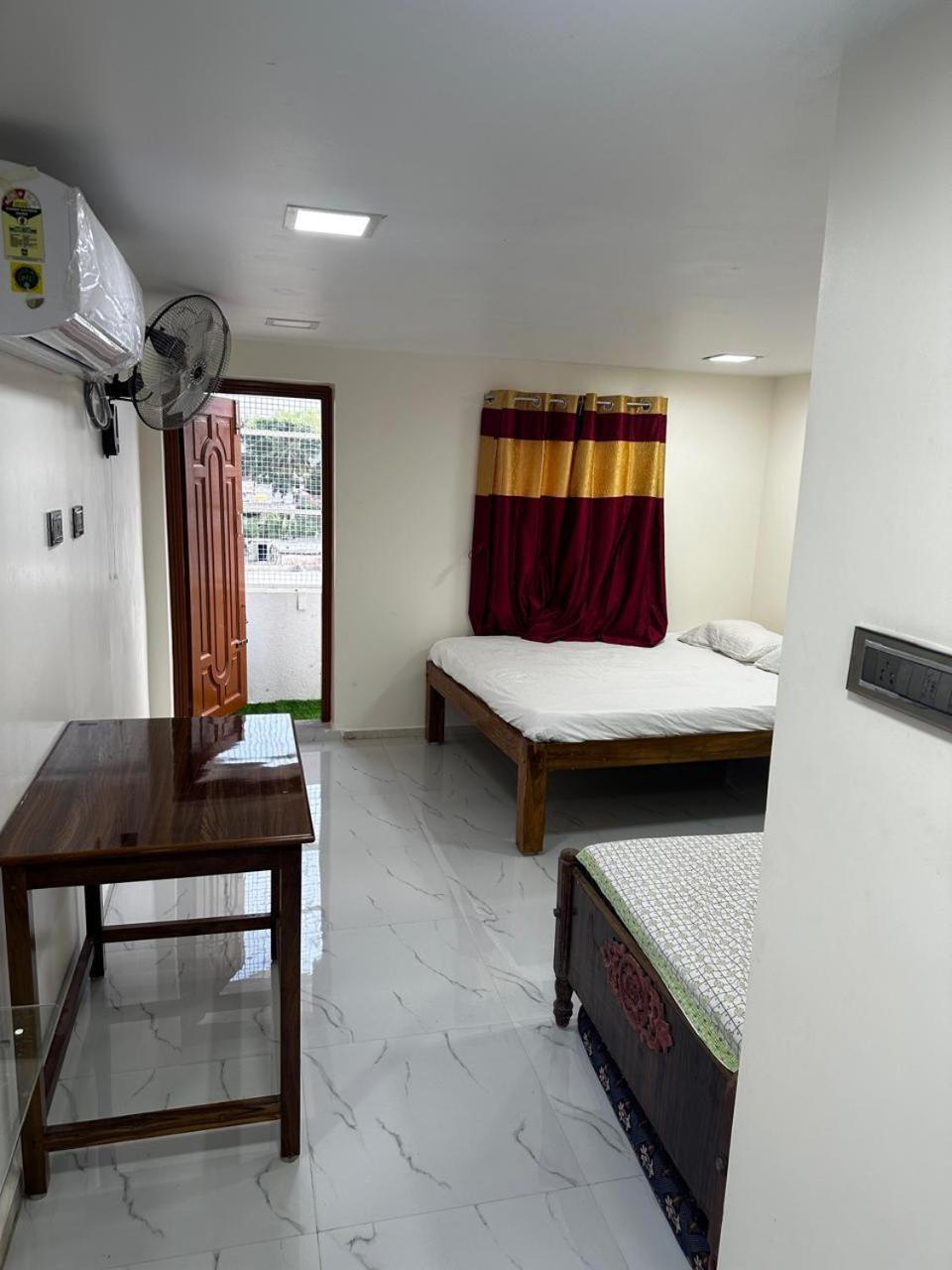 Temple View Home Stay Tiruvannāmalai Esterno foto
