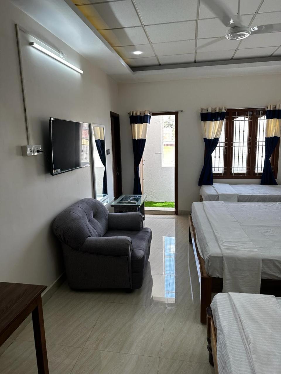 Temple View Home Stay Tiruvannāmalai Esterno foto
