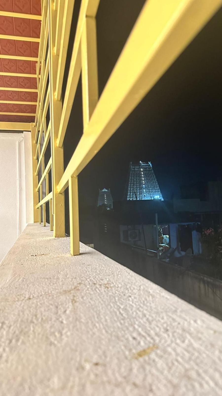 Temple View Home Stay Tiruvannāmalai Esterno foto
